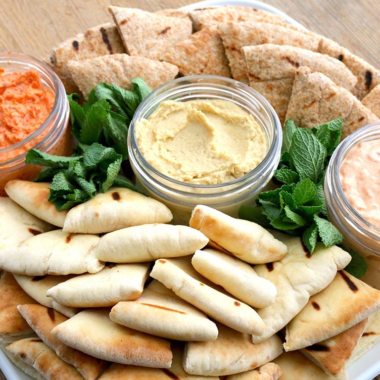 Hummus & Pita Platter